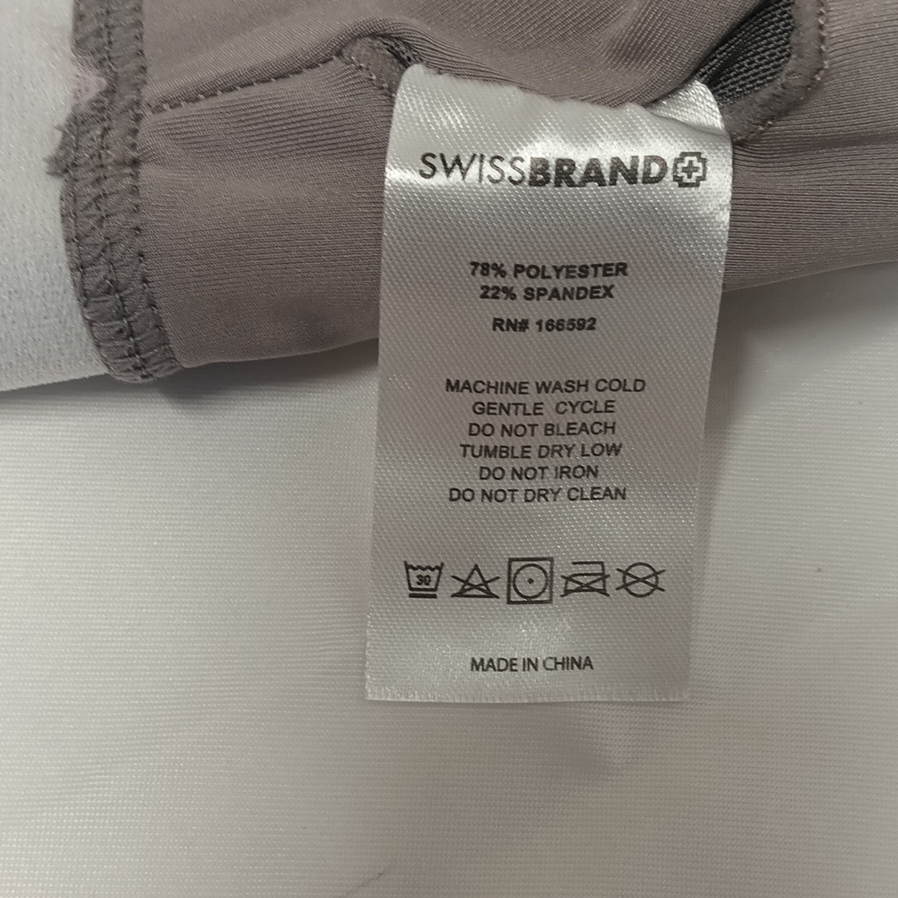 Gray SwissBrand Y-back sports Bra Sz Large Atheisure  NWT - Picture 5 of 8